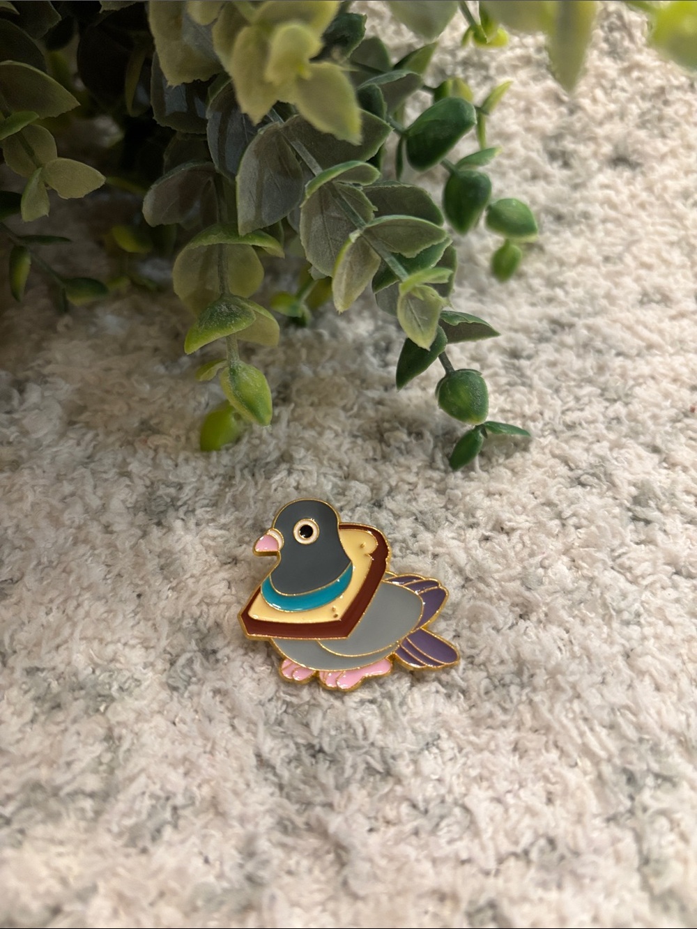 Beach Pigeon Bird Sandwich Pin Brooch- Gray, Teal & Pink NWT 1.25”x1.25”